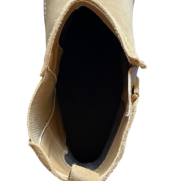 Naturalizer Darry-Bootie in Caramel Lug Sole Chelsea Style Comfy Size 9 NWT - Picture 13 of 15